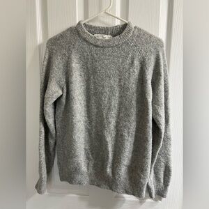 H&M Light Gray Crewneck Sweater for Women